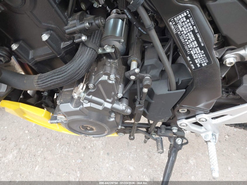 2024 Suzuki Gsx800 F VIN: JS1EM13B8R7100942 Lot: 44229754