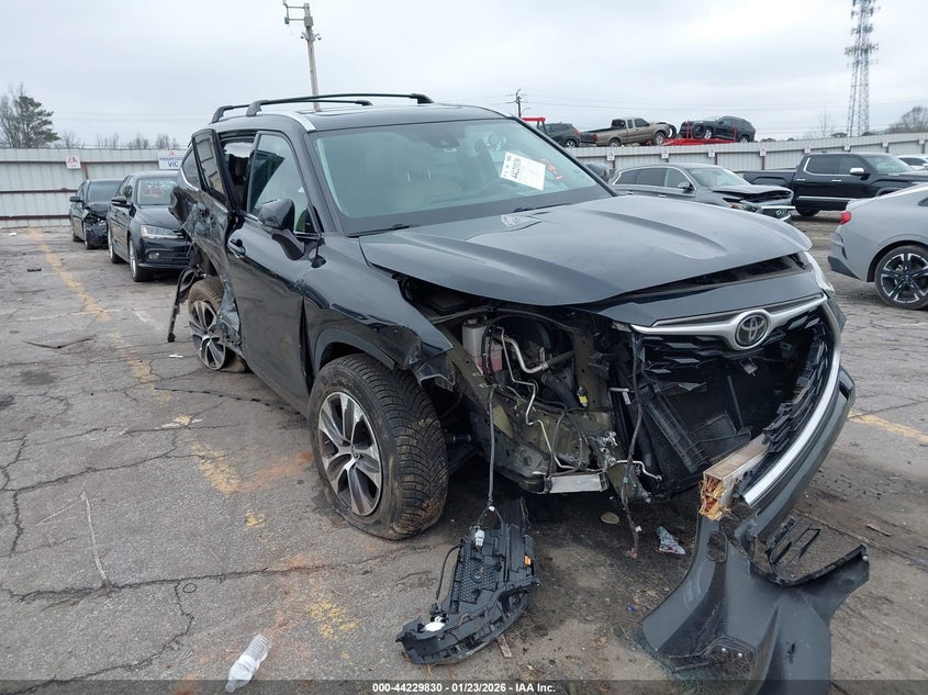 2021 Toyota Highlander Xle