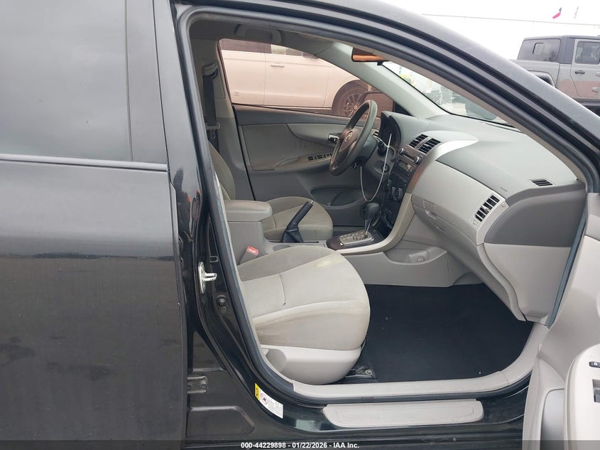 2010 Toyota Corolla Le