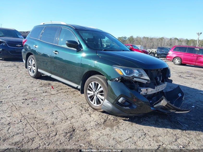 2018 Nissan Pathfinder Sv