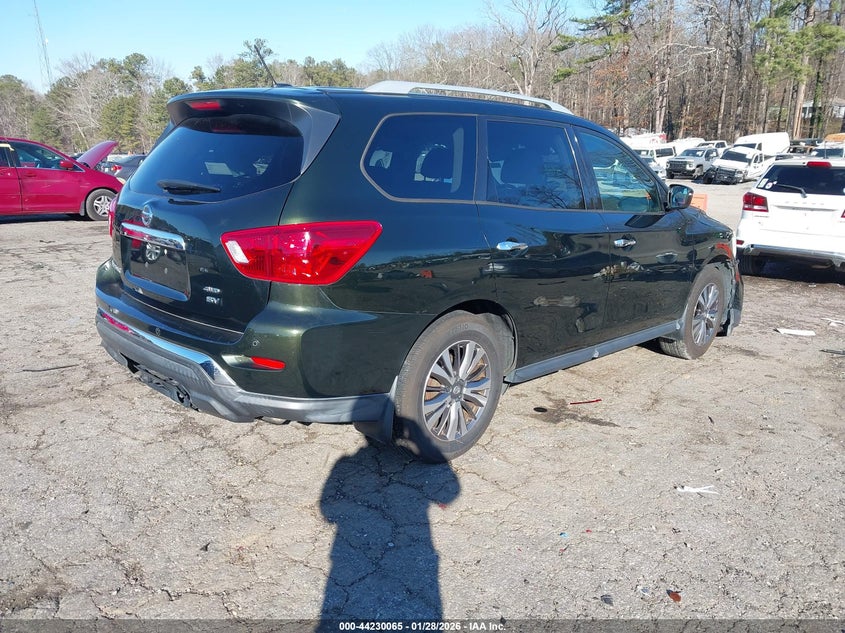 2018 Nissan Pathfinder Sv