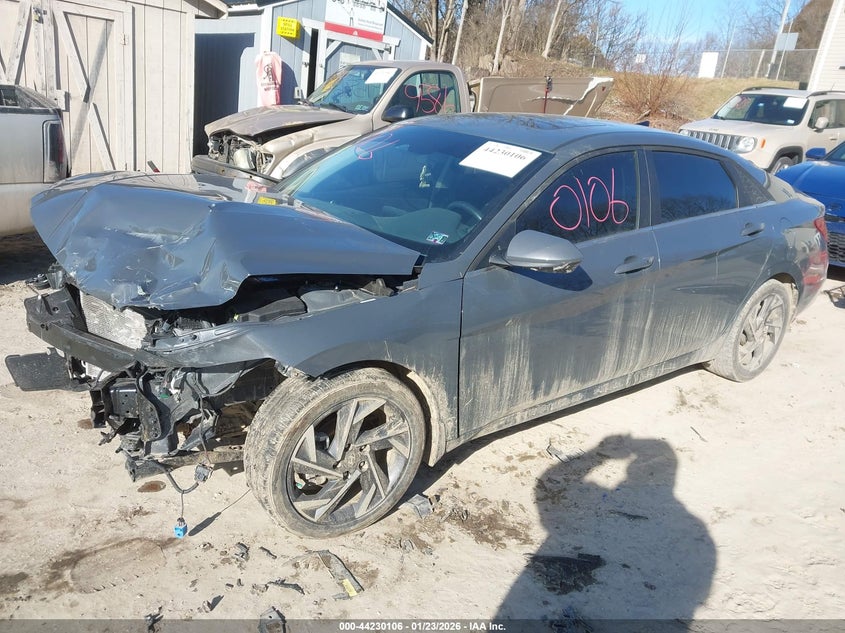 2025 Hyundai Elantra Sel Convenience