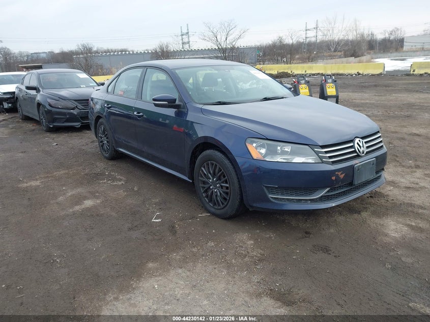 2014 Volkswagen Passat 1.8T S