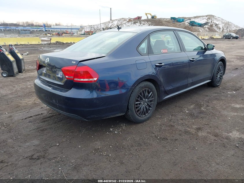 2014 Volkswagen Passat 1.8T S