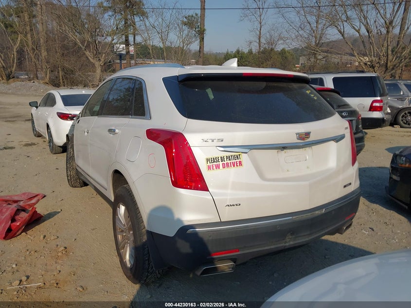 2018 Cadillac Xt5 Standard