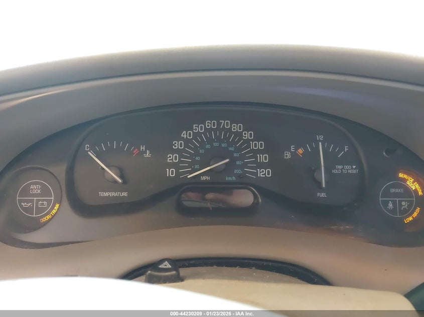 2001 Buick Century Custom VIN: 2G4WS52J211262207 Lot: 44230209