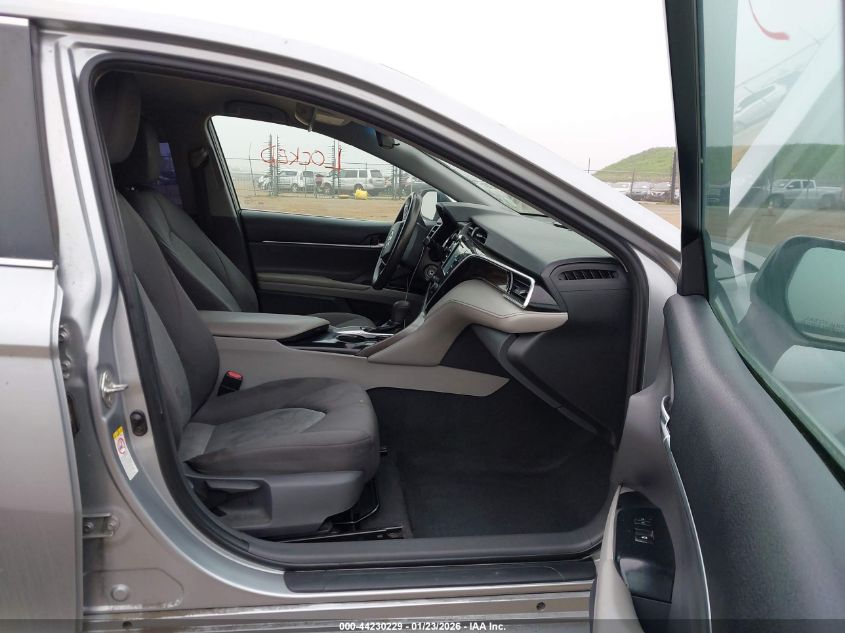 2018 TOYOTA CAMRY LE