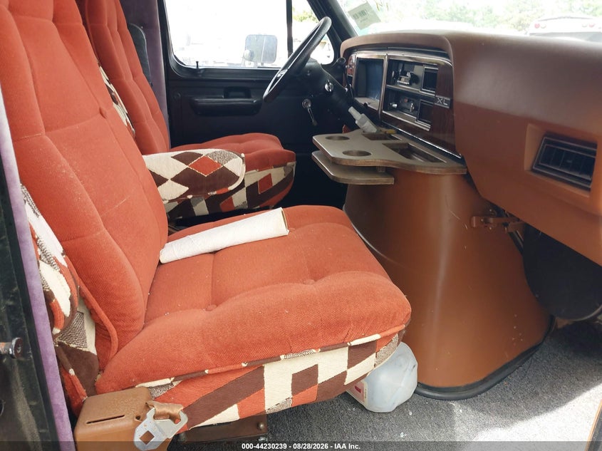 1982 FORD ECONOLINE auction photo 5