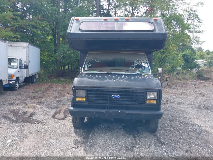 1982 FORD ECONOLINE auction photo 6