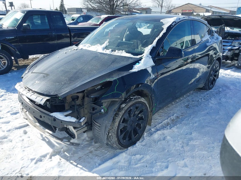 2025 Tesla Model Y Long Range Dual Motor All-Wheel Drive