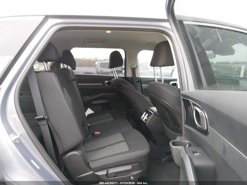 2022 Kia Sorento Lx VIN: 5XYRG4LC7NG086859 Lot: 44230371