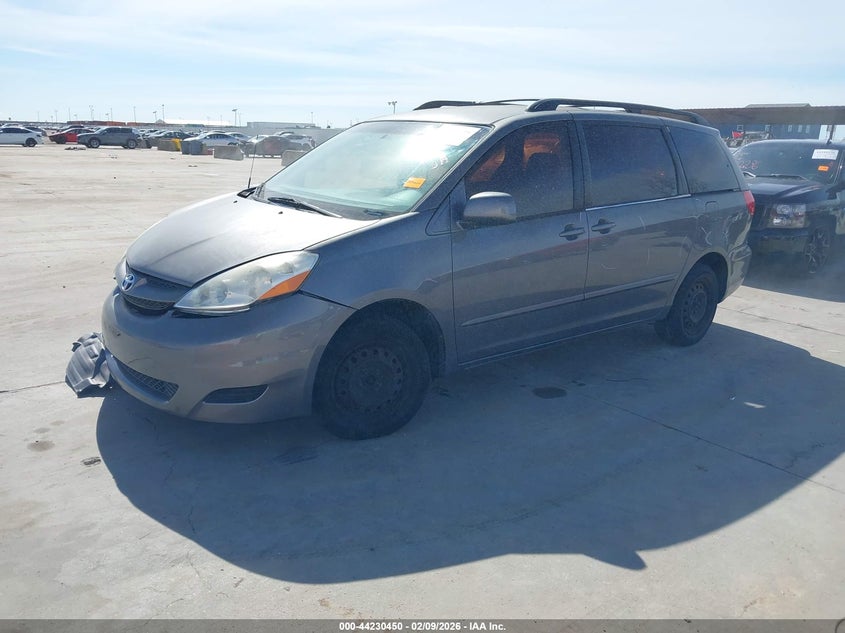 2010 Toyota Sienna Ce