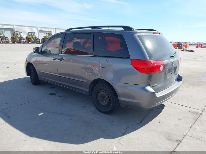 2010 Toyota Sienna Ce