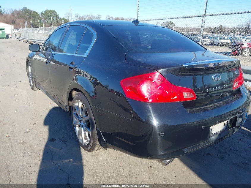2012 Infiniti G37 Journey