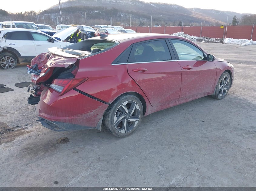 2022 Hyundai Elantra Sel