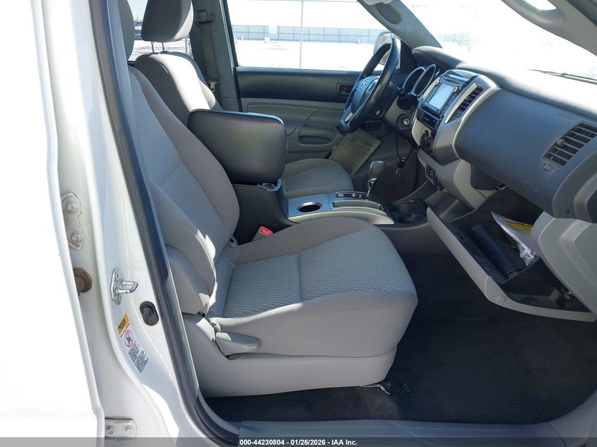 2015 Toyota Tacoma Base V6