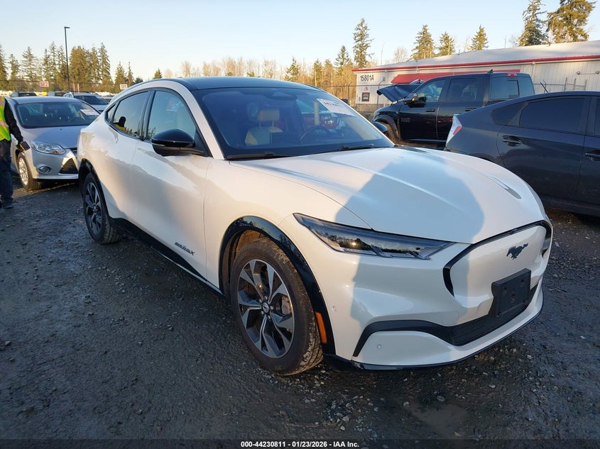 FORD MUSTANG MACH-E PREMIUM