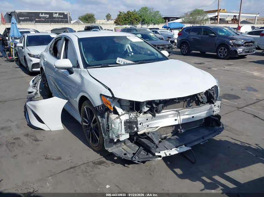 2020 Toyota Camry Xse
