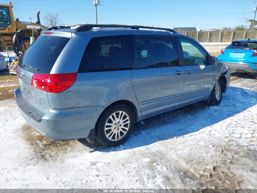 2010 Toyota Sienna Xle
