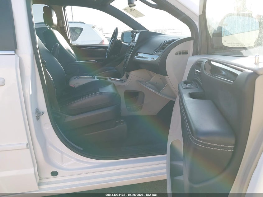 2017 Dodge Grand Caravan Sxt