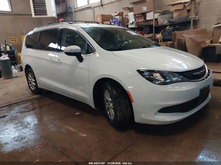 2021 Chrysler Voyager Lxi