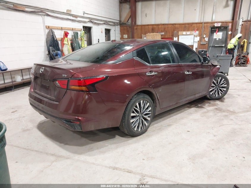 2023 Nissan Altima Sv Fwd