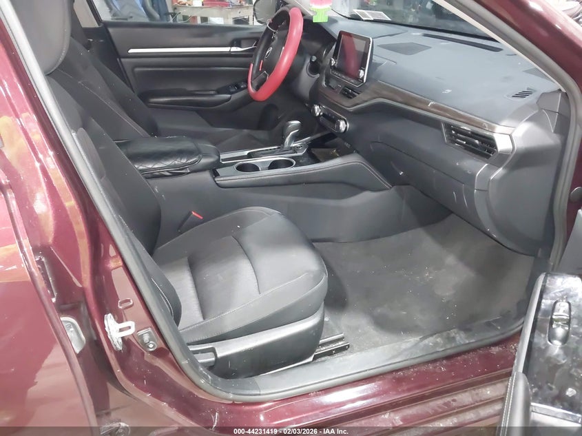 2023 Nissan Altima Sv Fwd