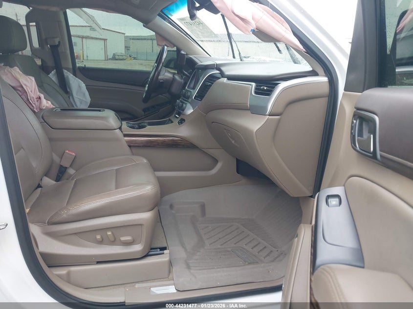 2019 GMC YUKON XL auction photo 5