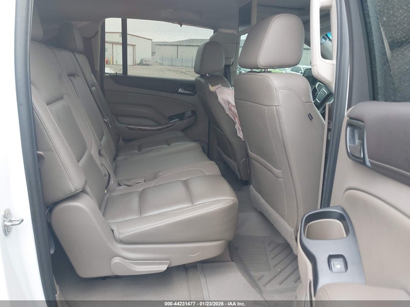 2019 GMC YUKON XL auction photo 8