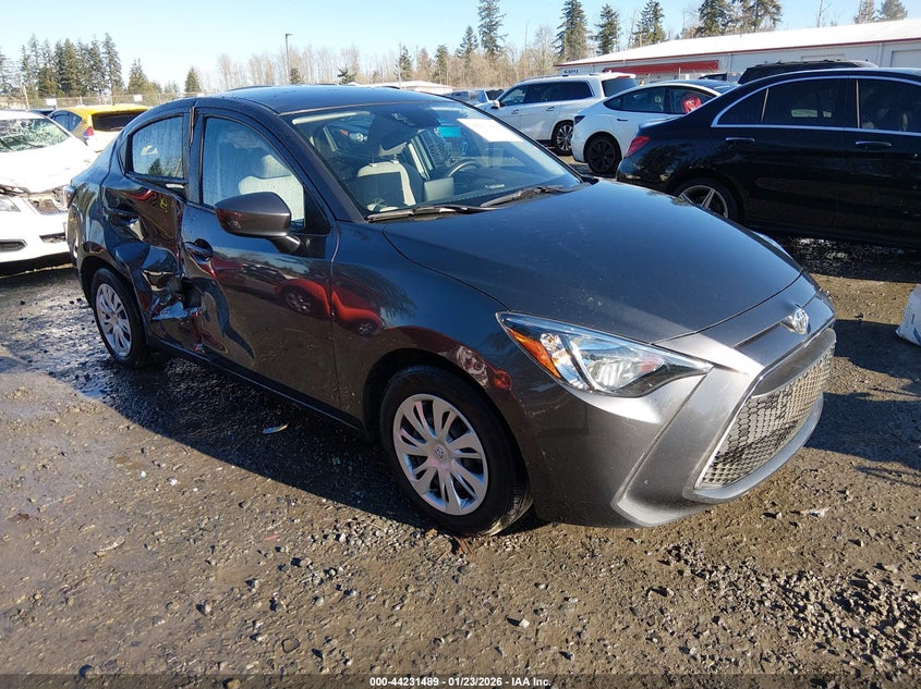 3MYDLBYV7KY508237 TOYOTA YARIS Photo 1