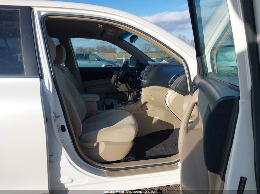 2012 Toyota Highlander Base V6