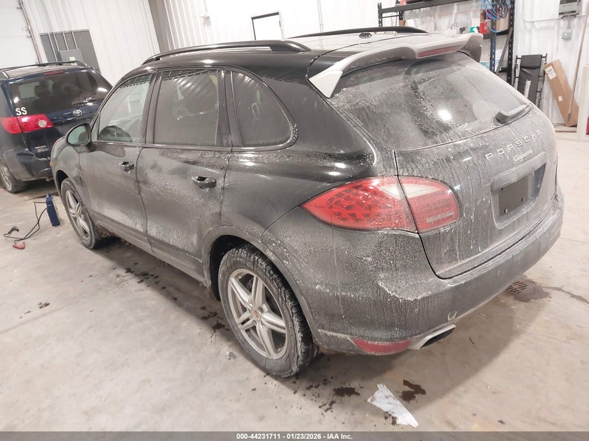 2014 Porsche Cayenne Platinum Edition
