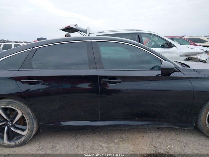 VIN 1HGCV1F3XJA048110 2018 HONDA ACCORD SPORT