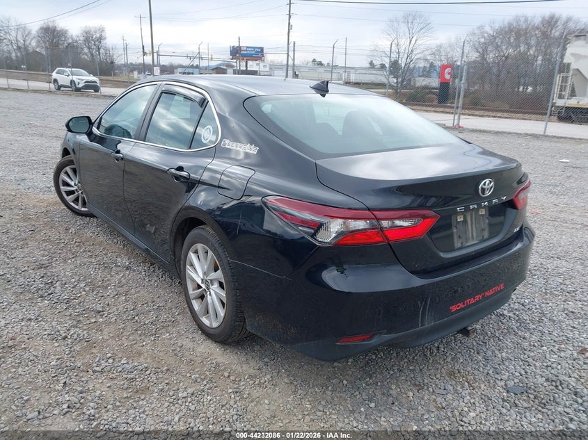2022 Toyota Camry Le