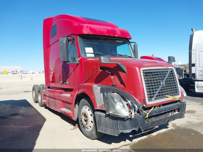 2010 VOLVO VN VNL