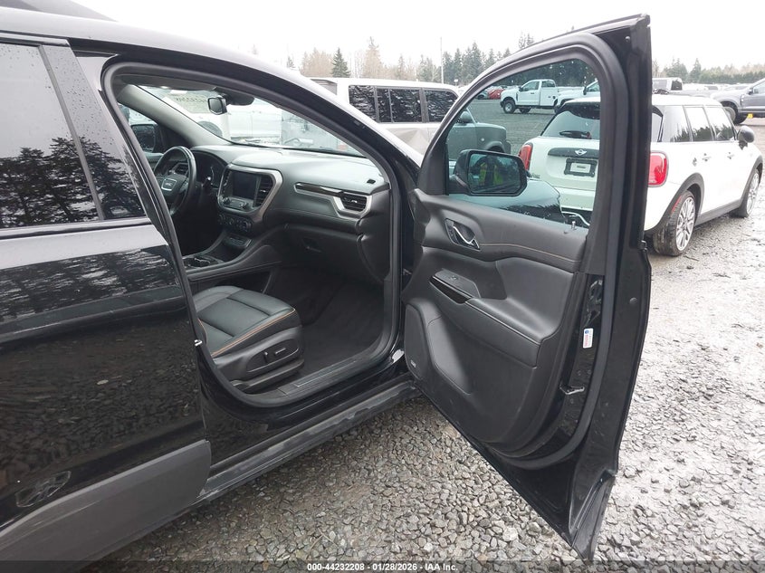 2022 GMC Acadia Awd At4