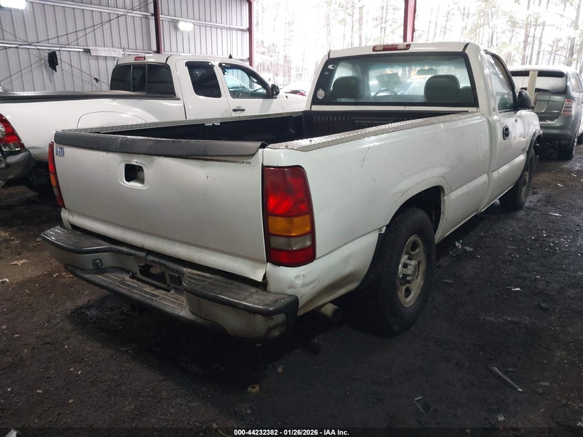 2002 Chevrolet Silverado 1500 Commercial