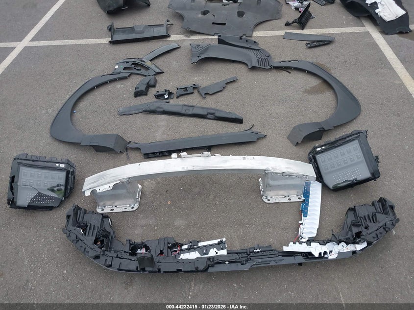 2026 Hyundai Ioniq 9 Se VIN: 7YAMTFS31TY005032 Lot: 44232415