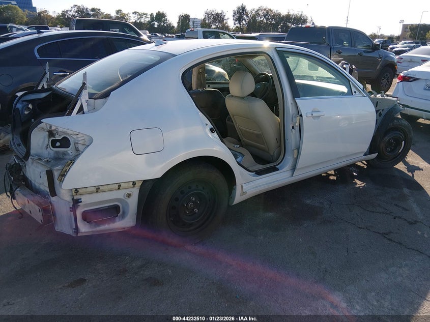 2012 Infiniti G37 Journey