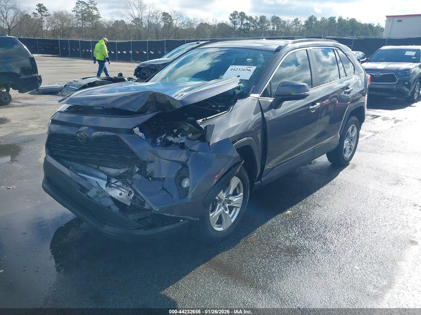 2020 Toyota Rav4 Xle