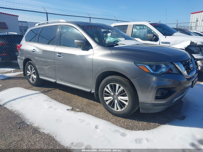 2017 Nissan Pathfinder S