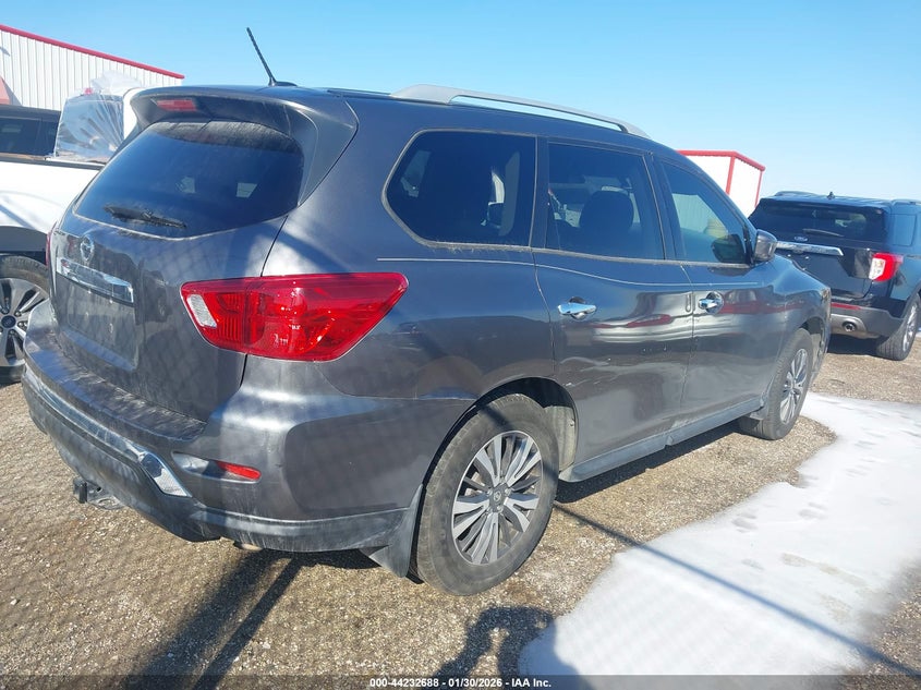 2017 Nissan Pathfinder S