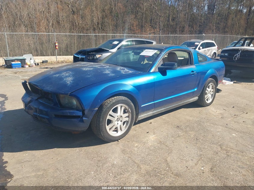 2007 Ford Mustang V6 Deluxe/V6 Premium