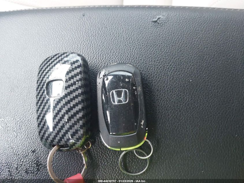 2024 Honda Civic Sport Touring VIN: 19XFL1H81RE020490 Lot: 44232757