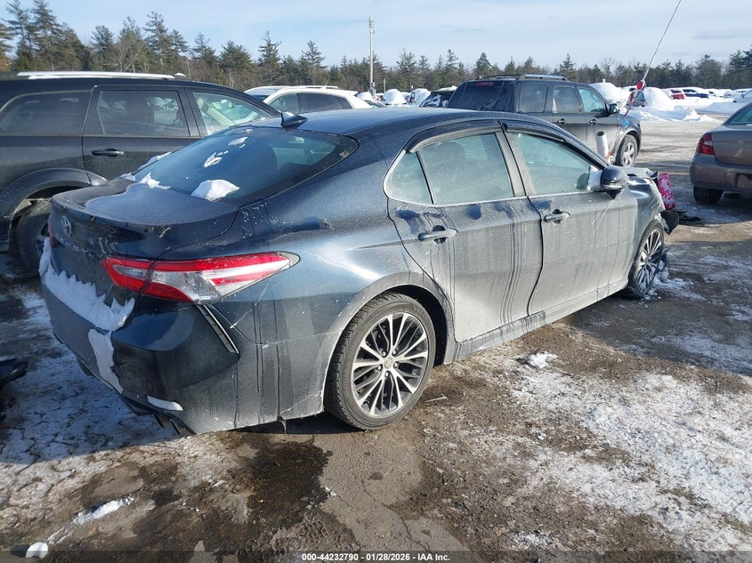 2020 Toyota Camry Se Awd