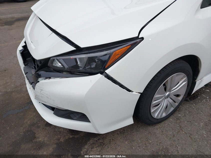 VIN 1N4AZ1BV5SC558684 2025 NISSAN LEAF S