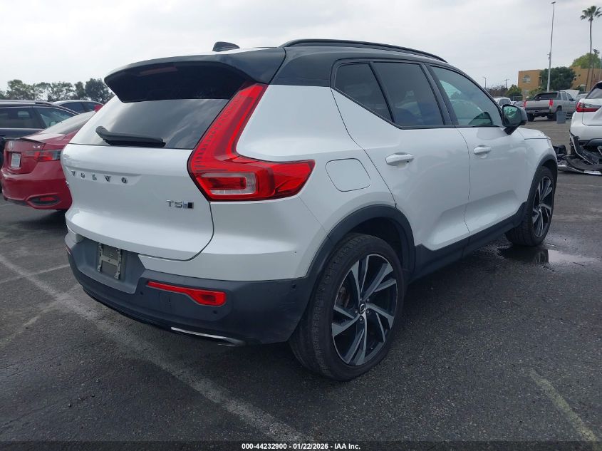 2019 Volvo Xc40 T5 Momentum/T5 R-Design