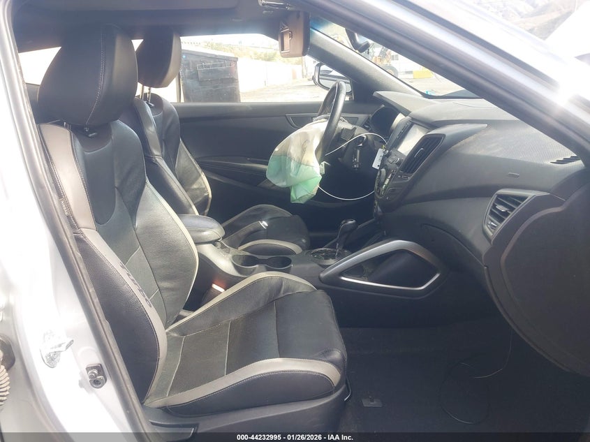 2016 Hyundai Veloster Turbo