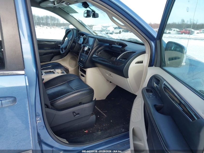 2011 Chrysler Town & Country Touring-L