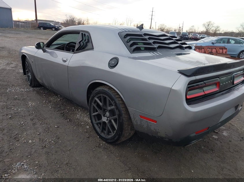 2016 Dodge Challenger 392 Hemi Scat Pack Shaker